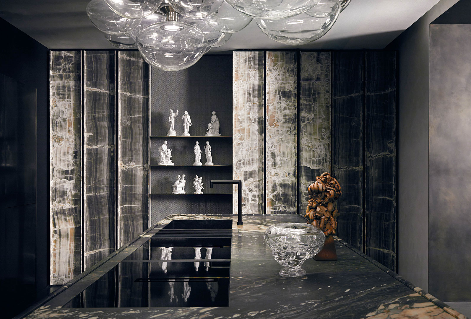 IMAGE GALLERY
